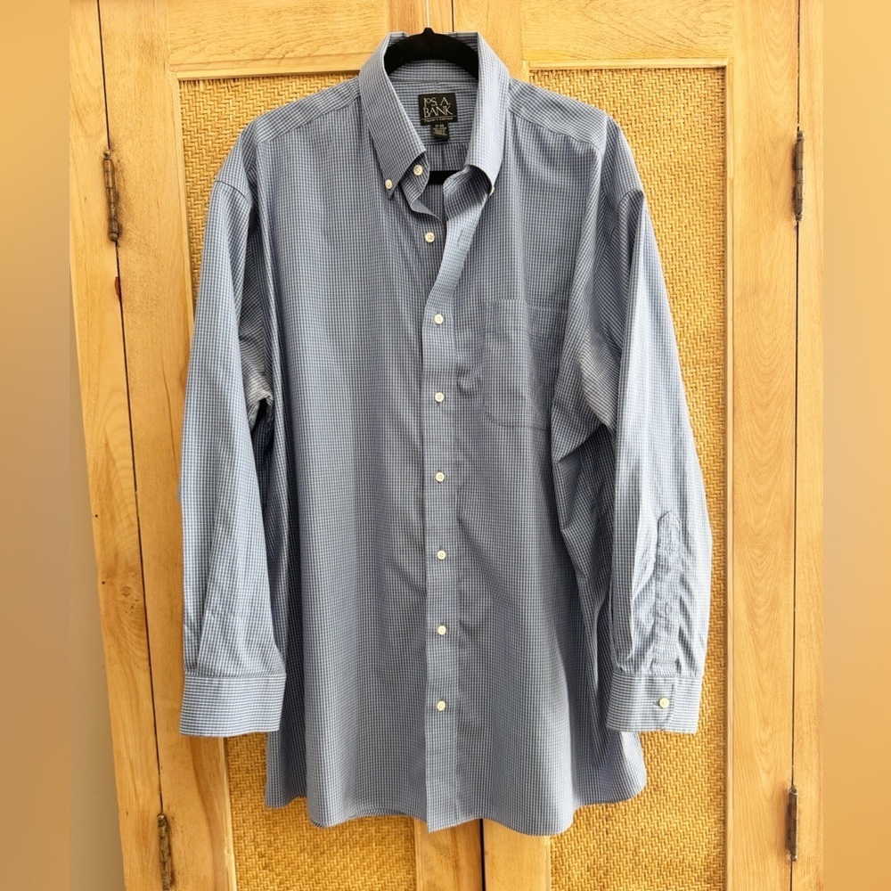 Jos. A. Bank Men’s Travelers Collection Button Dress Shirt Blue Gingham 17/34